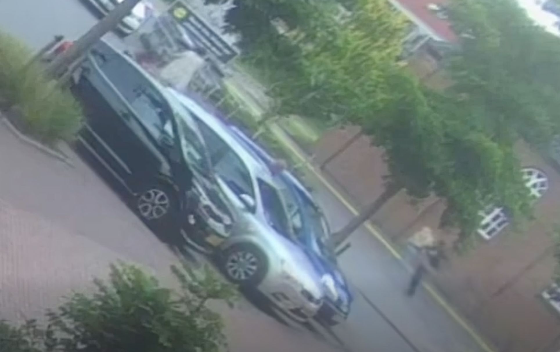 ’16-jarig meisje zonder reden aangevallen in Winschoten’ (Video)