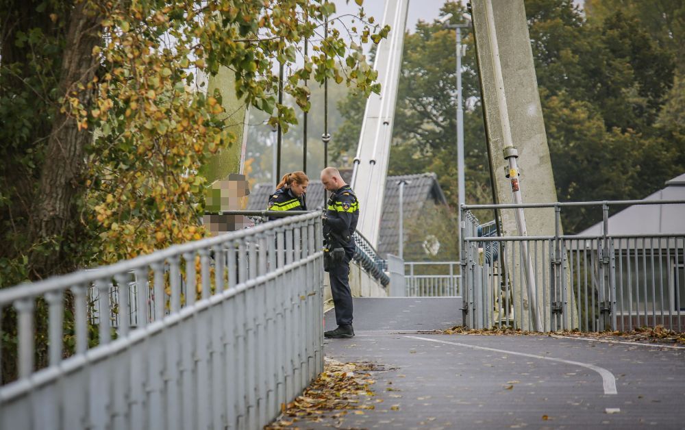 Fietser gewond na botsing op Korrewegbrug in Groningen